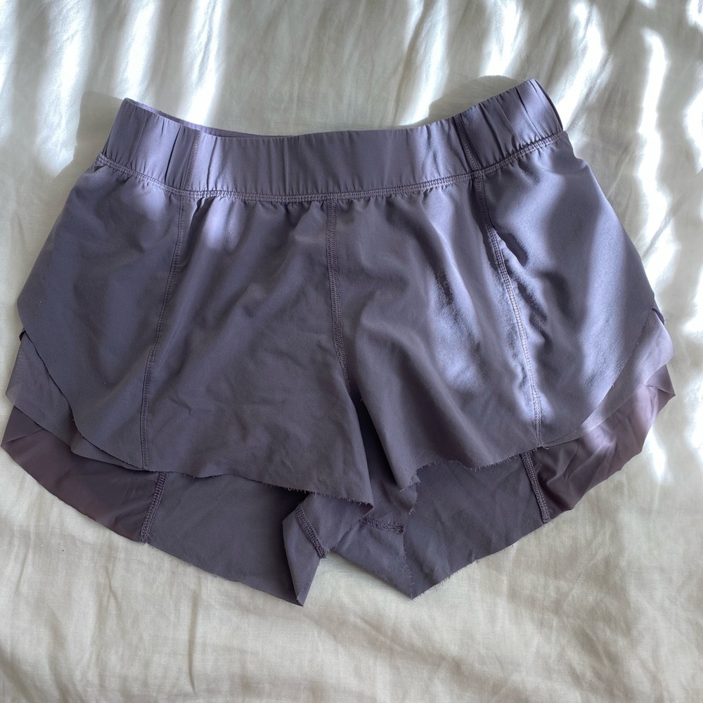 LULULEMON SHORT in lavender